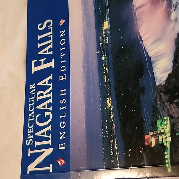 SPECTACULAR NIAGARA FALLS PAPER BACK BOOK ๐ - Picture 2 of 12